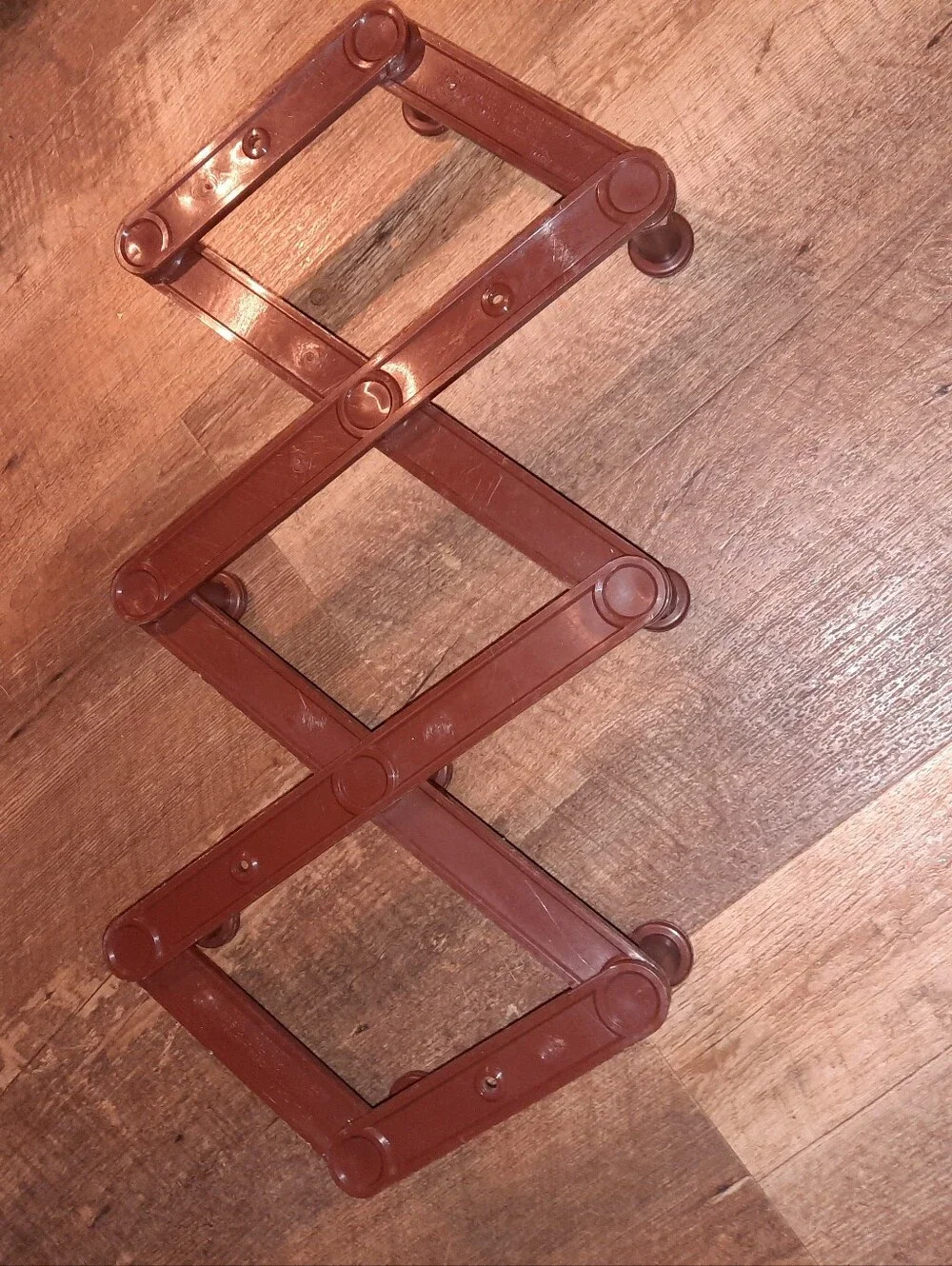 Vintage 1980 Expandable Brown Wooden Wall Peg Rack